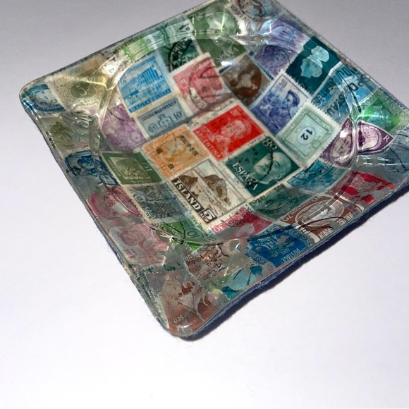 Postage Stamp Ashtray 4.5” Square Glass Blue Felt Bottom Mid Century Vintage - Picture 3 of 8